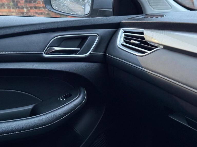 2022 MG MG5 61.1kWh Exclusive Long Range Auto 5dr ESTATE Electric Automatic