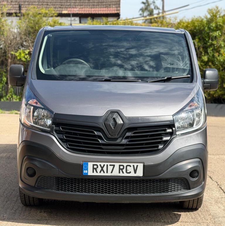 2017 Renault Trafic 1.6 dCi 29 Business LWB Standard Roof Euro 6 5dr Diesel