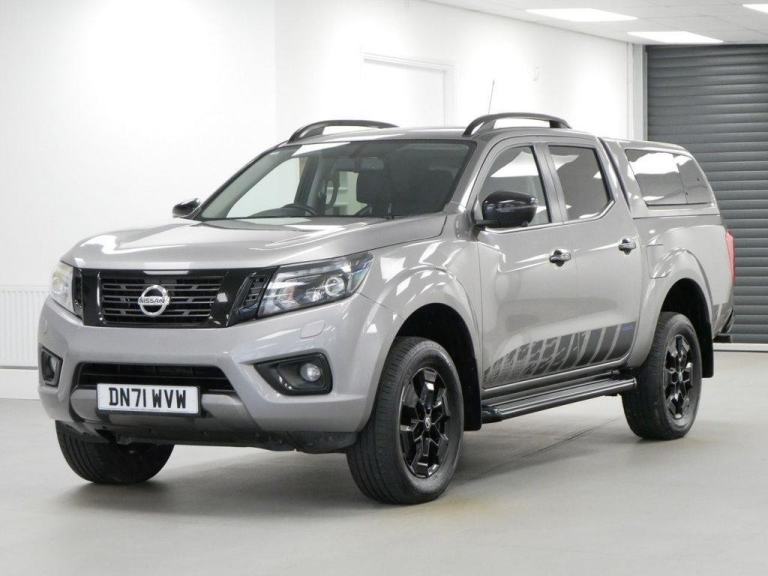 71 NISSAN NAVARA 2.3 DCI 190 BHP N-GUARD 4WD AUTOMATIC GLAZED CANOPY