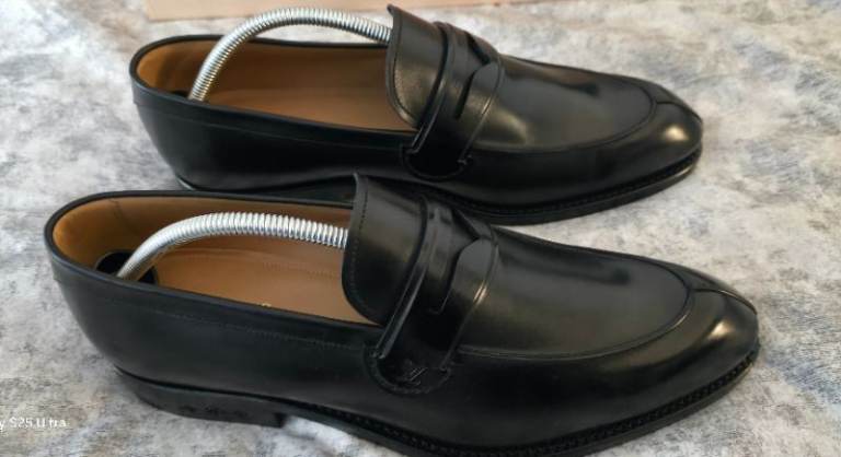LV loafers size 9