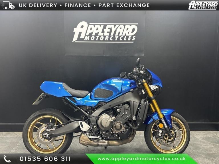 YAMAHA XSR 900