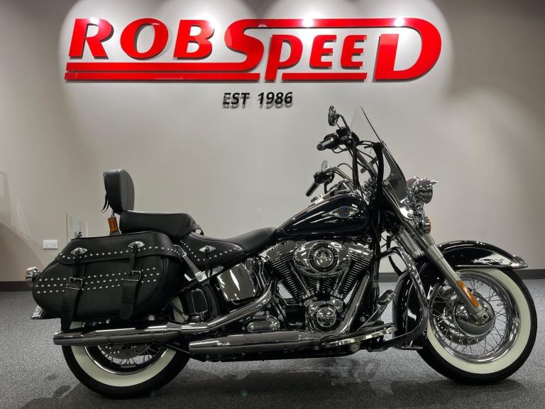 Harley-Davidson FLSTC Heritage Softail, 103, 2014