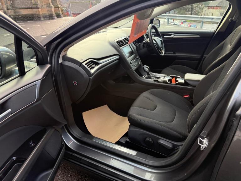 2016 Ford Mondeo 2.0 TDCi 180 Titanium 5dr Powershift HATCHBACK Diesel Automatic
