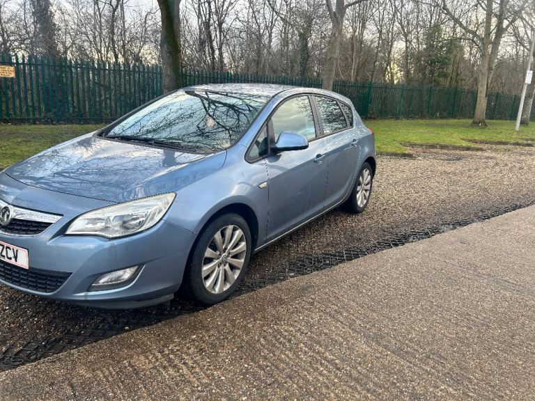 Vauxhall, ASTRA, Hatchback, 2011, Manual, 1364 (cc), 5 doors