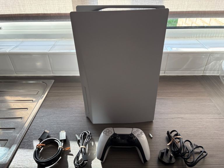 Playstation 5 (Disk Version)