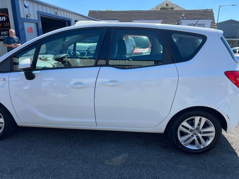 2014  (64) Vauxhall Meriva Life 1.4 Petrol 109,000 Miles MOT ’d April 26 alloy wheels 