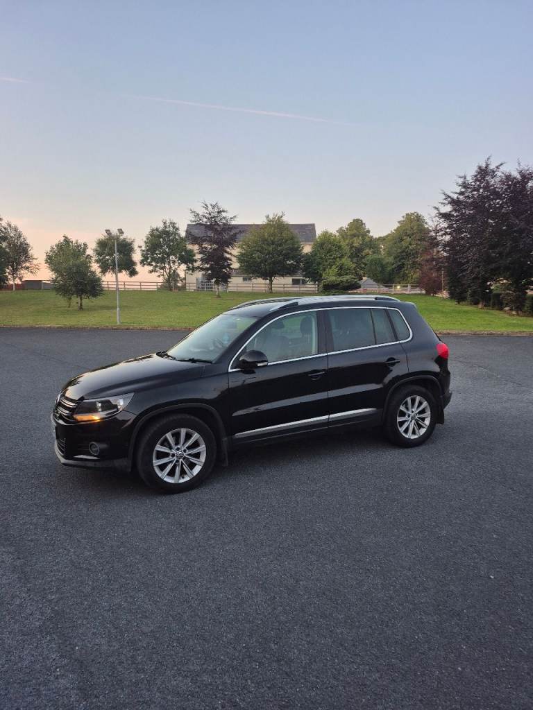 Volkswagen, TIGUAN, Estate, 2013, Manual, 1968 (cc), 5 doors