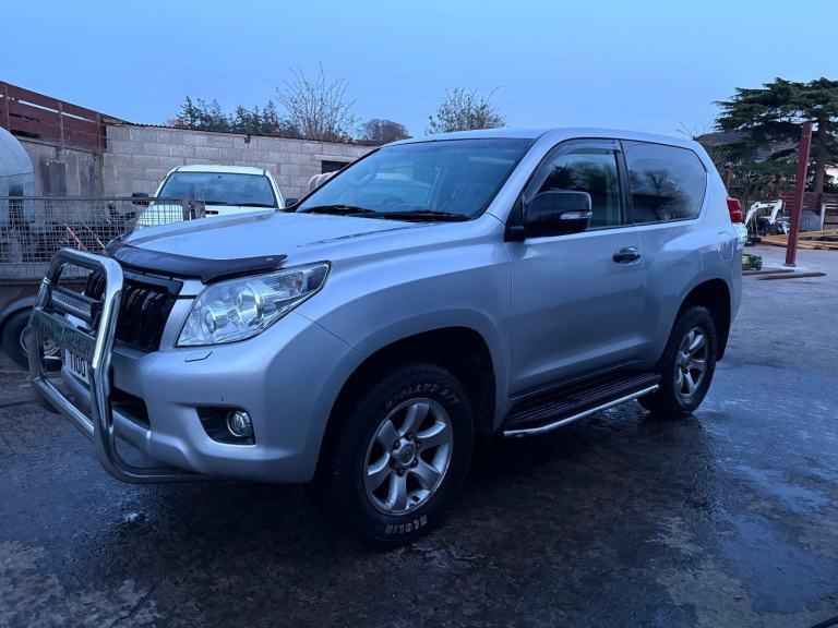Toyota Land Cruiser SWB 2011. 