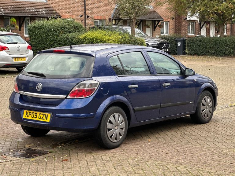 2009 Vauxhall Astra Life Automatic 1.8L 46,000 Miles Full Service History 1YR NEW MOT ONLY 1 OWNER
