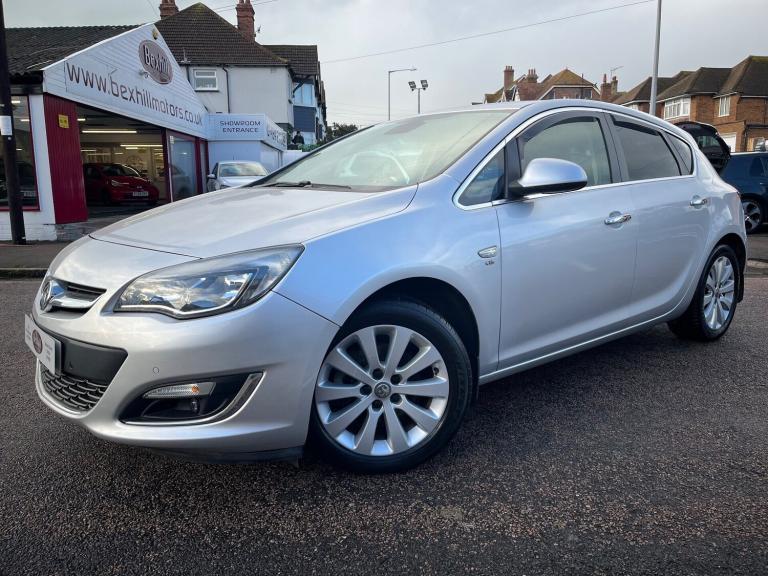 2013 Vauxhall Astra 2.0 CDTI ELITE Hatchback Diesel Manual