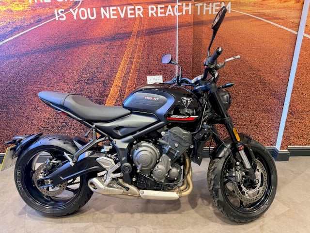 2025 TRIUMPH TRIDENT 660
