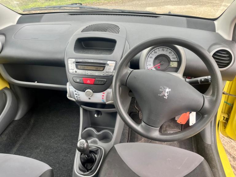 2011 Peugeot 107 Urban Lite*10m mot*£20 tax*70mpg*Low Insurance*ONLY 66k miles