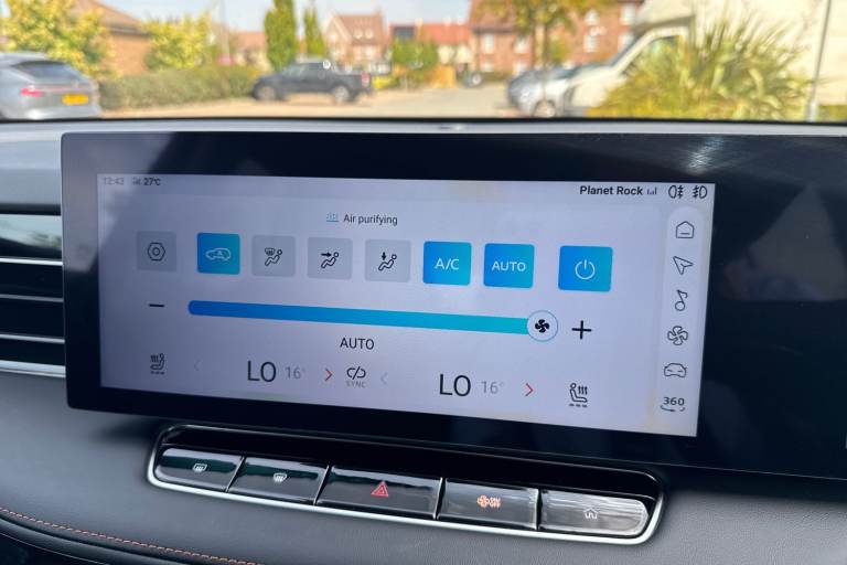 2025 MG MG HS 1.5 T-GDI PHEV Trophy 5dr Auto Hatchback Petrol Parallel PHEV Automatic