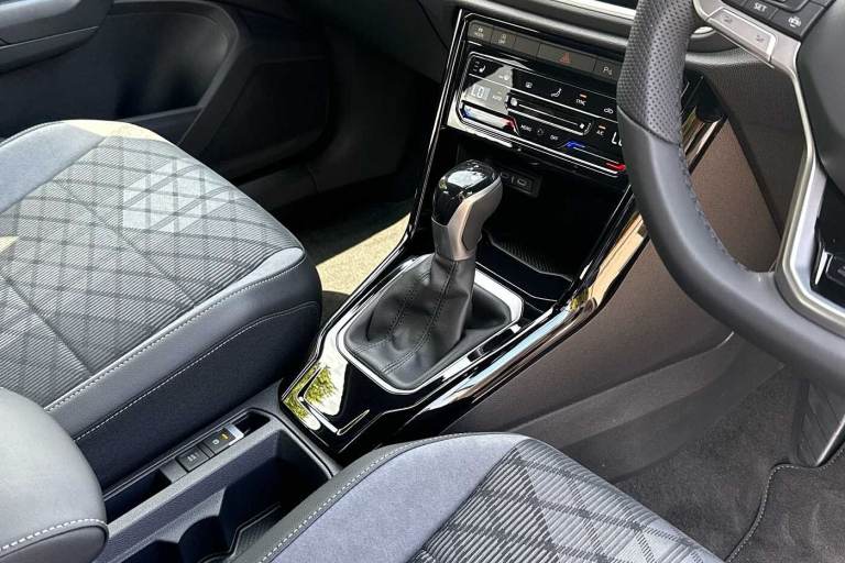 2025 Volkswagen T-Roc 1.5 TSI R-Line 5dr DSG SUV Petrol Automatic