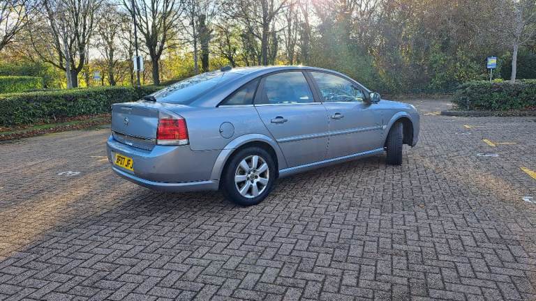 2007 Vauxhall Vectra 2.2 Direct Petrol Automatic – Rare Spec – New MOT – ULEZ Compliant