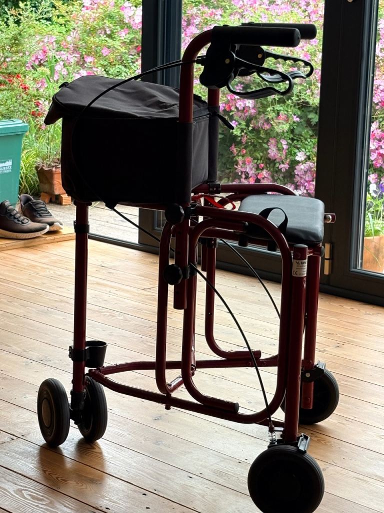 Uniscan triumph roller red/burgundy