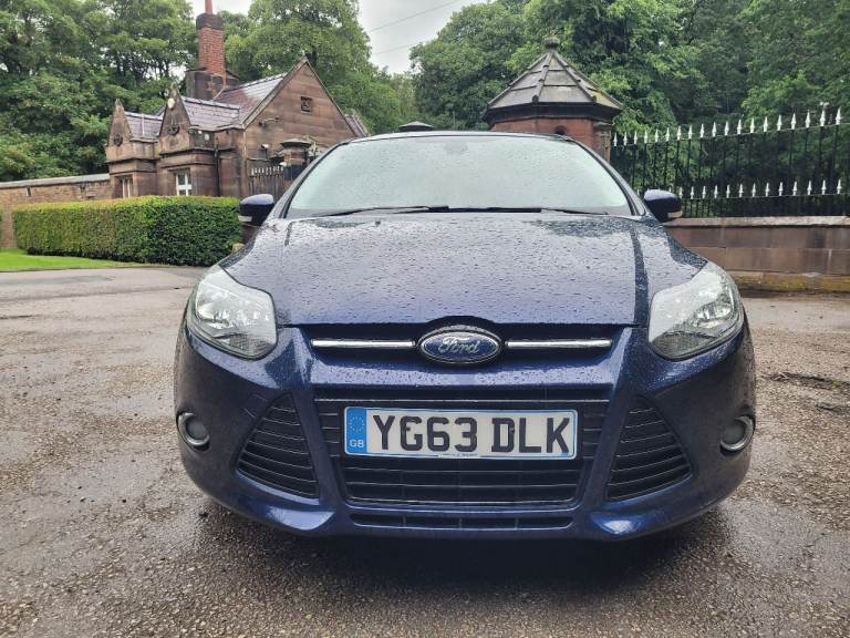 Ford, FOCUS, Hatchback, 2013, Manual, 998 (cc), 5 doors