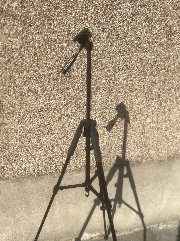 Camera Tripod with Carry Case