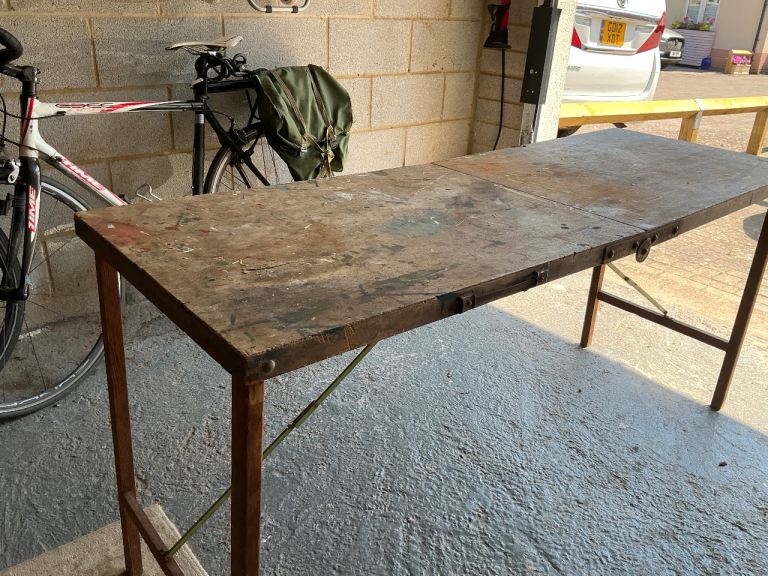 Folding wooden decorators table