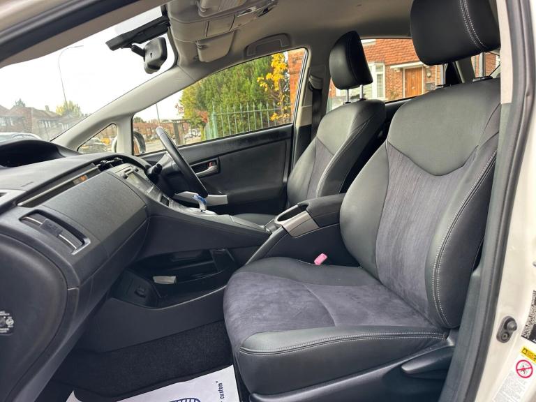 2012 Toyota Prius 1.8 VVT-h T Spirit CVT Euro 5 (s/s) 5dr HATCHBACK Petrol/Electric Hybrid Automatic