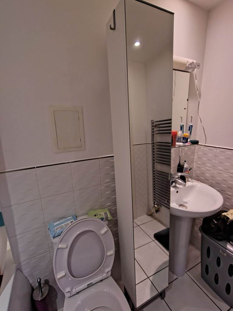 High cabinet with mirror door, white with 10 shelves