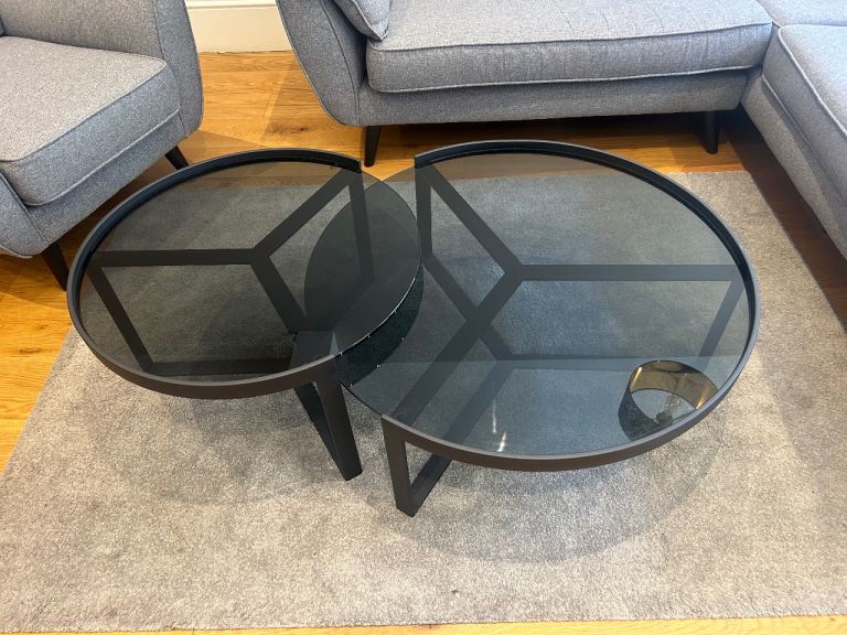 Black glass coffee table 