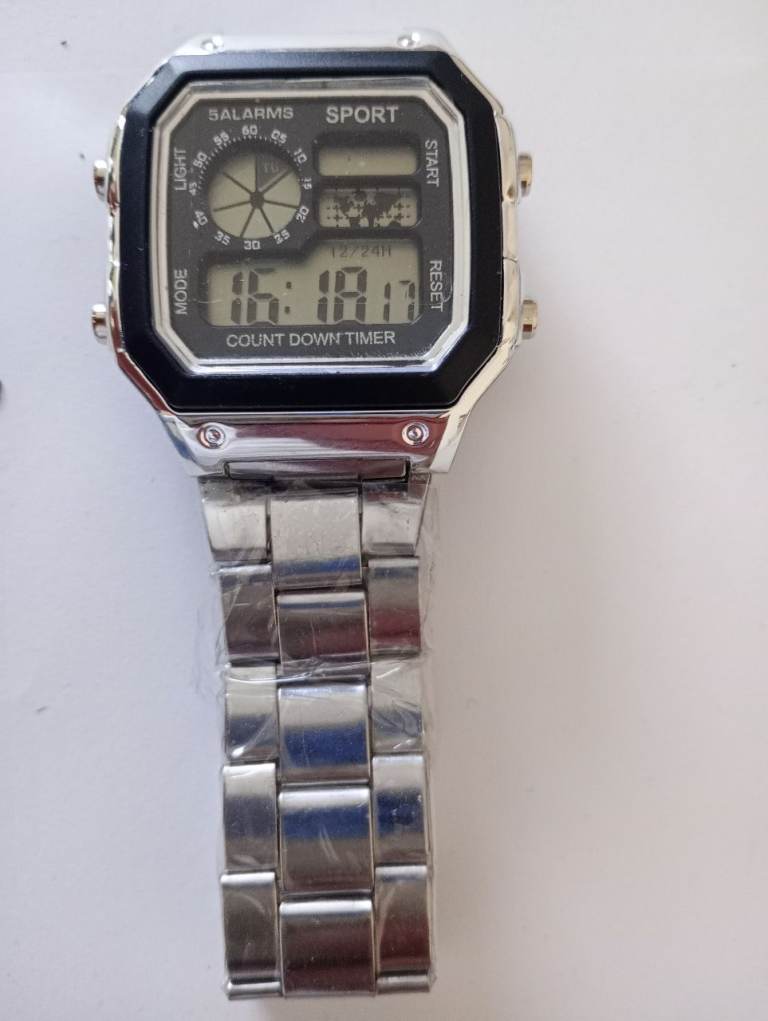 New unisex sport watch 