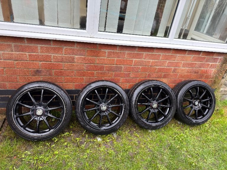 17 inch 4x100 Wolfrace Alloy Wheels