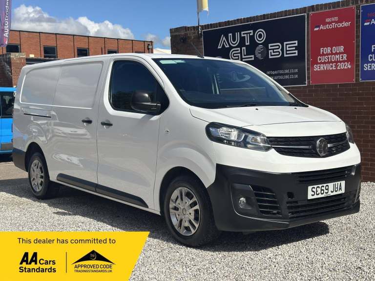 2020 Vauxhall Vivaro 1.5 Turbo D 2900 Dynamic L2 H1 Euro 6 (s/s) 6dr PANEL VAN Diesel Manual