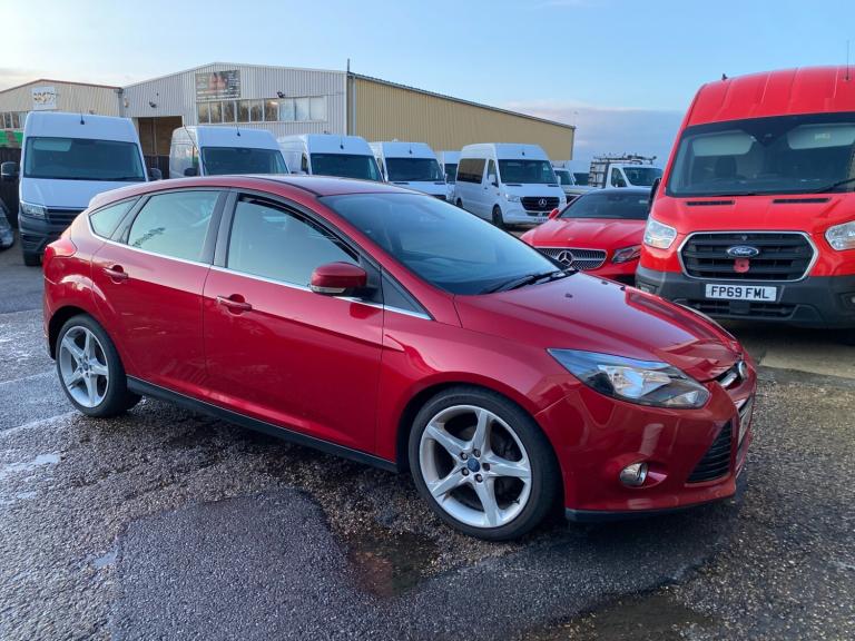 2011 Ford Focus 1.6 TDCi 115 Titanium 5dr FSH 13 SERVICES CAMBELT CHANGED 12M MOT AIR CON  HATCHB...