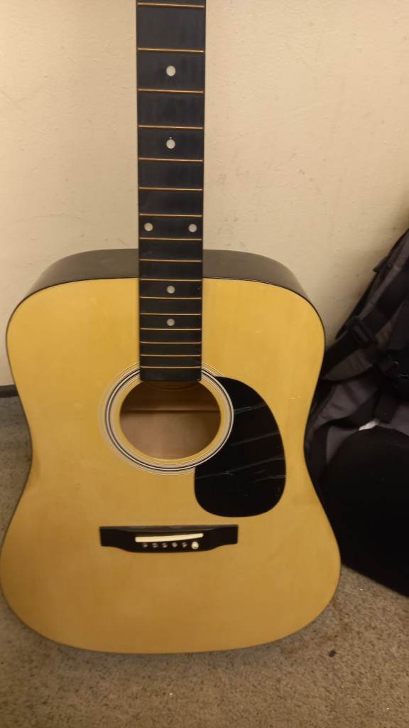 Squier by fender SA-105 acoustic guitar brand new 