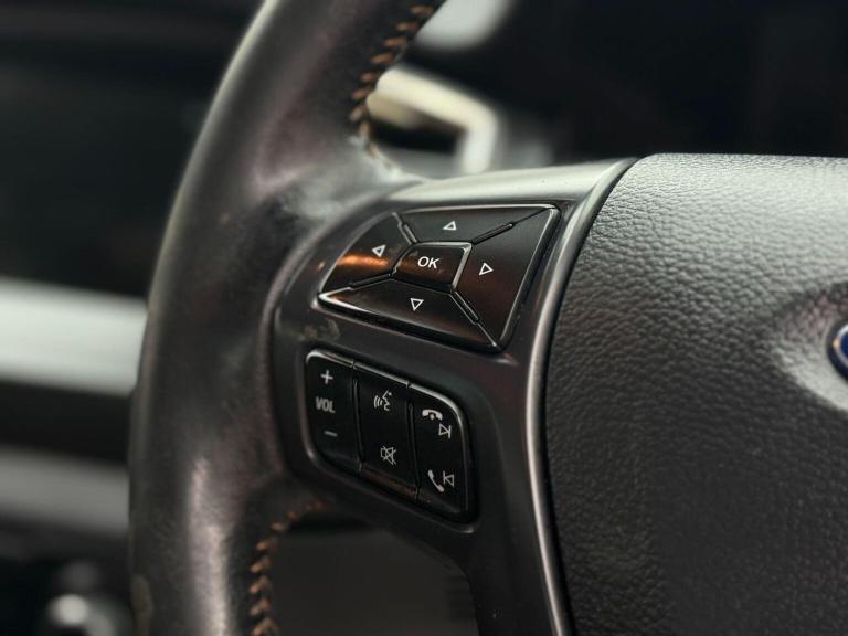 FORD RANGER 3.2 TDCi Wildtrak Auto 4WD Euro 5 4dr 2017