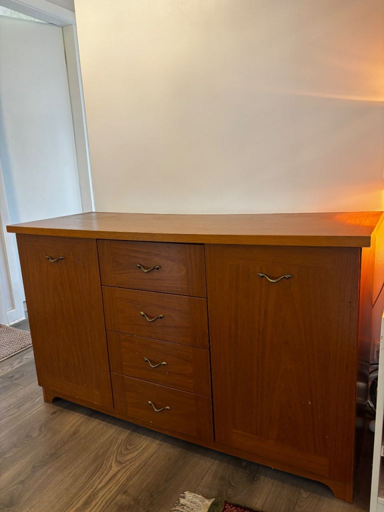 Wooden Sideboard with Drawers and Cupboards – Good Condition