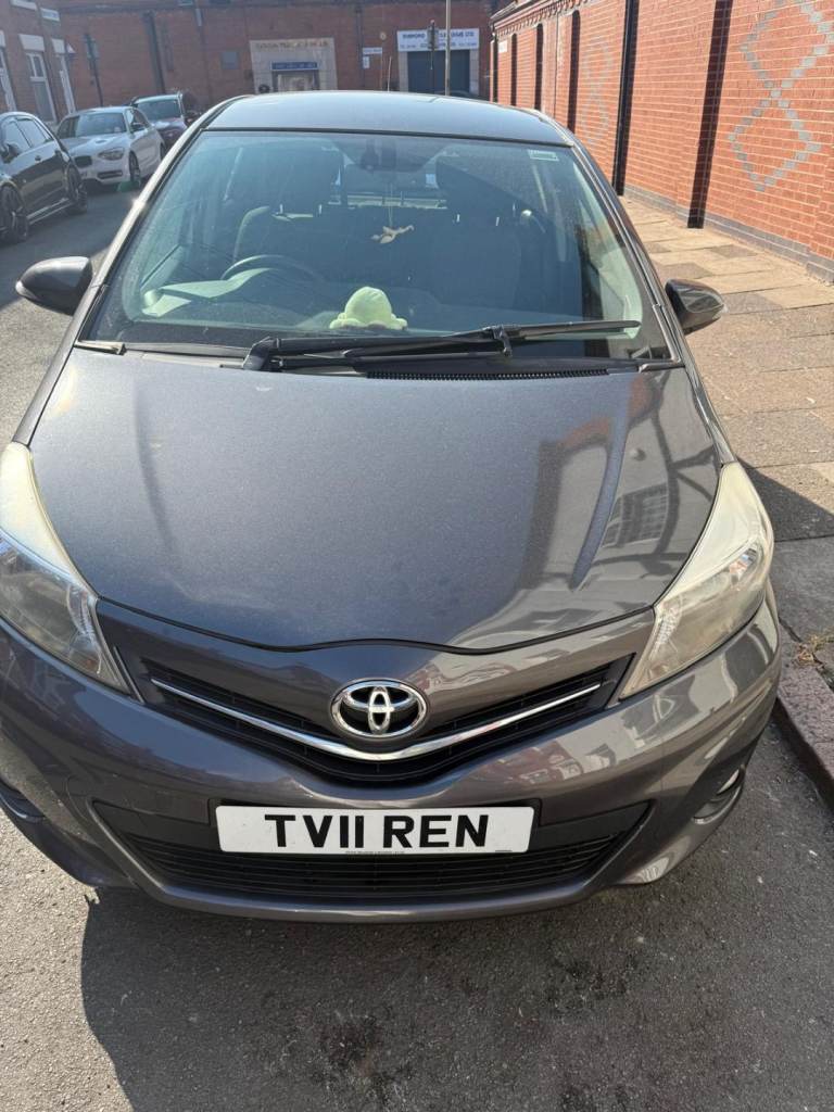 Toyota, YARIS, Hatchback, 2014, Manual, 1329 (cc), 5 doors