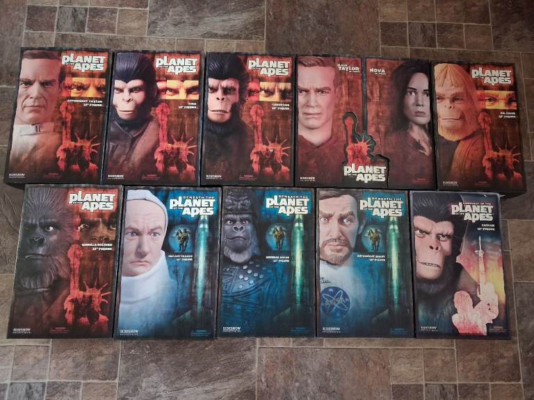 Sideshow Planet of the Apes dolls Good Condition