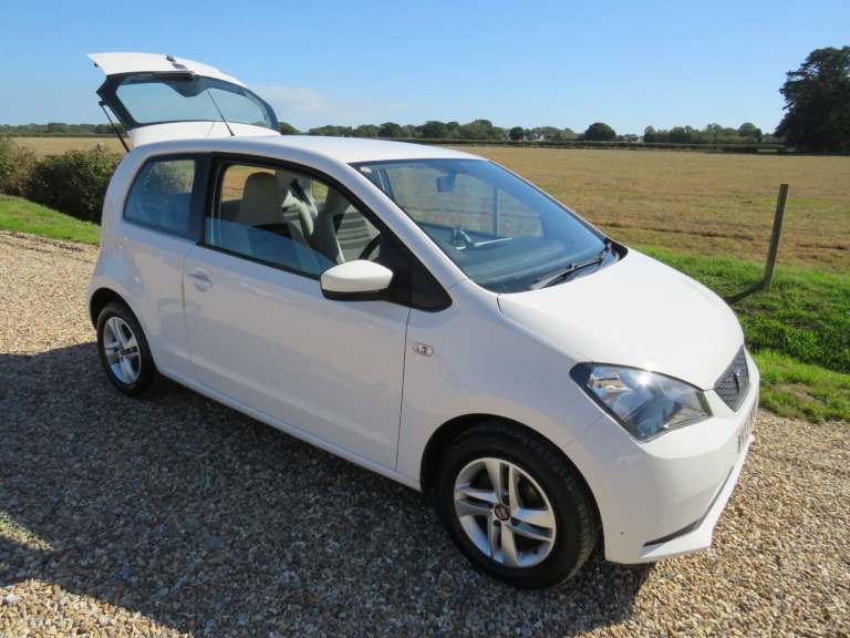 2013 SEAT Mii 1.0 TOCA 3 DOOR ONE OWNER FROM NEW BAND B ROAD TAX £20 HATCHBACK Petrol Manual