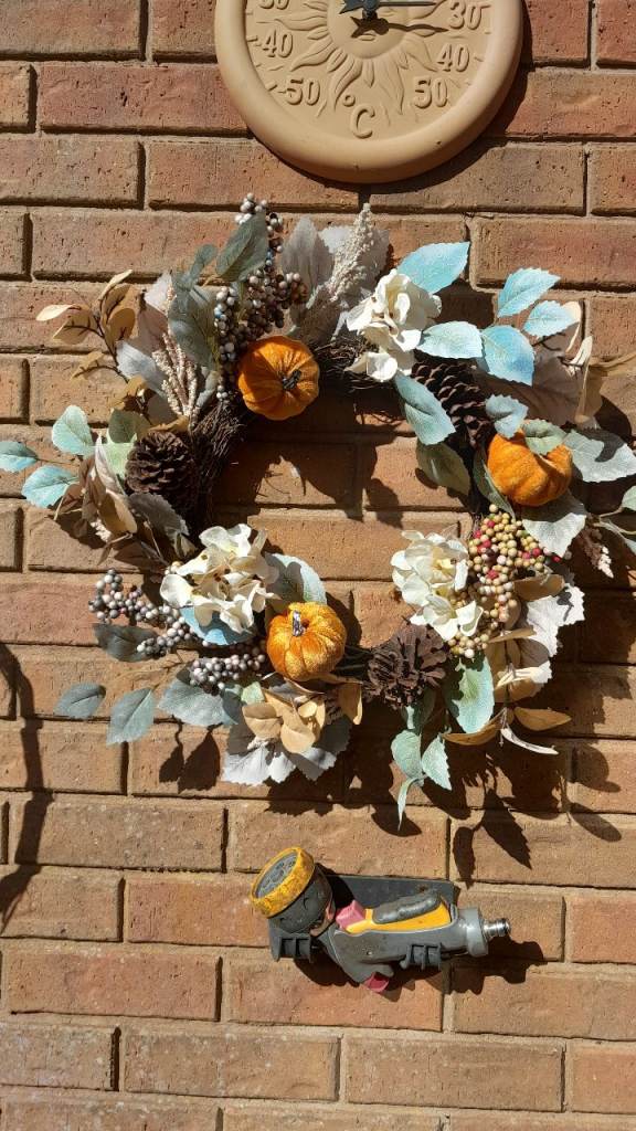 Autumnal wreath
