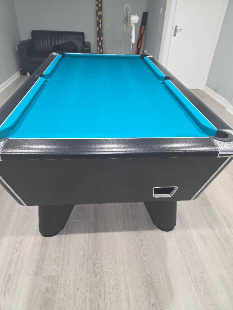 Supreme pool table