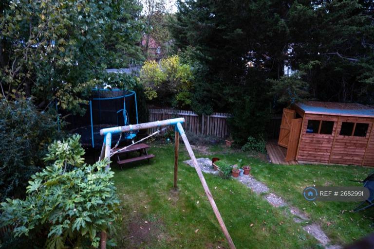 3 bedroom house in Ablett Close, Oxford, OX4 (3 bed) (#2682991)