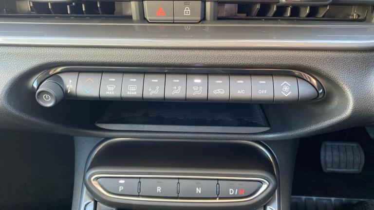 2025 Fiat 600 1.2 MHEV SUV 5dr Petrol Hybrid e-DCT Euro 6 (s/s) (136 ps) HATCHBACK Petrol/Electri...