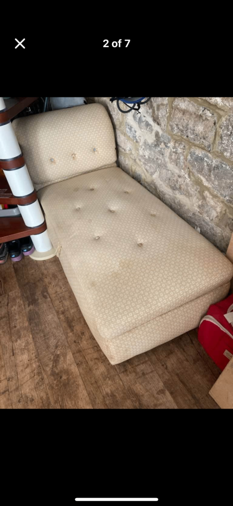 Chaise-long | Small Sofa w/ storage and wheels