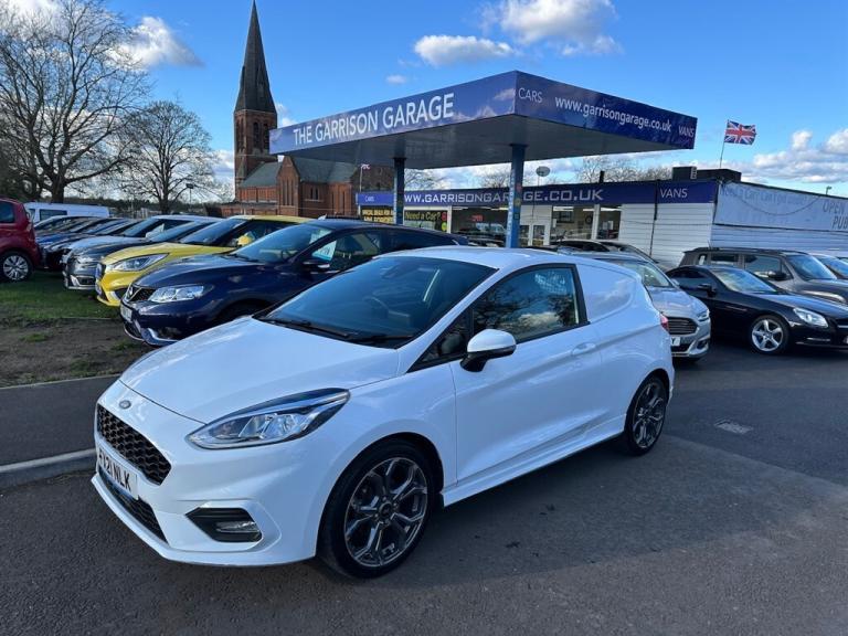 2021 Ford Fiesta SPORT-VAN Hatchback Petrol/Ele Manual
