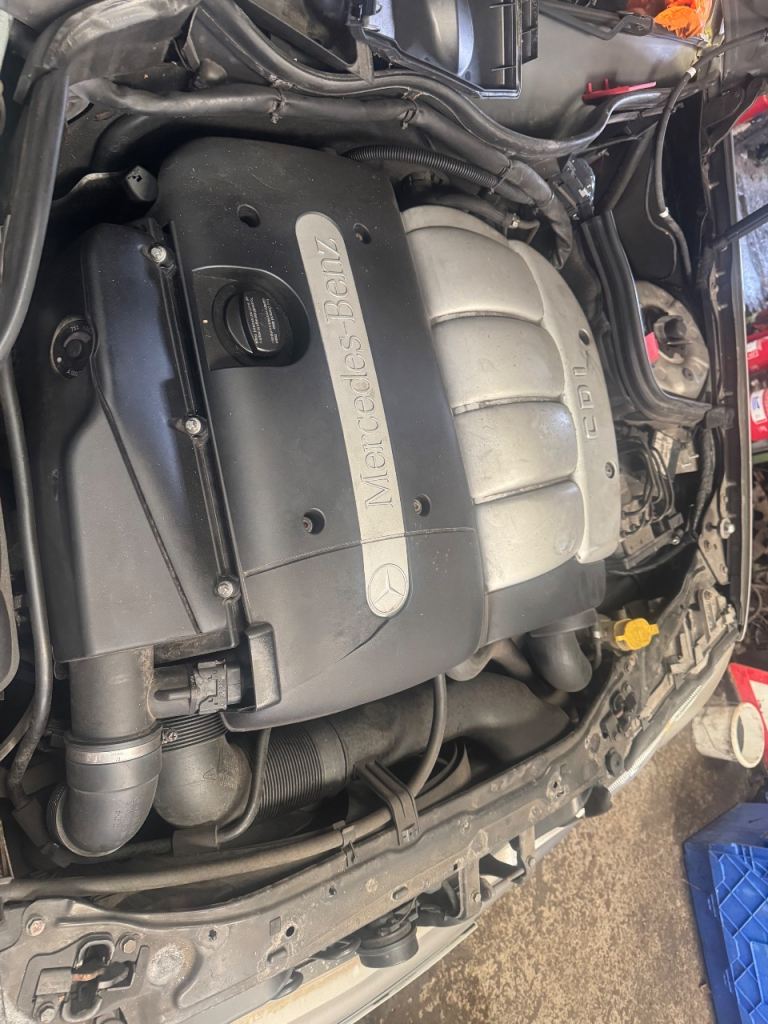 Mercedes c220 Cdi om611. Complete engine export injectors  