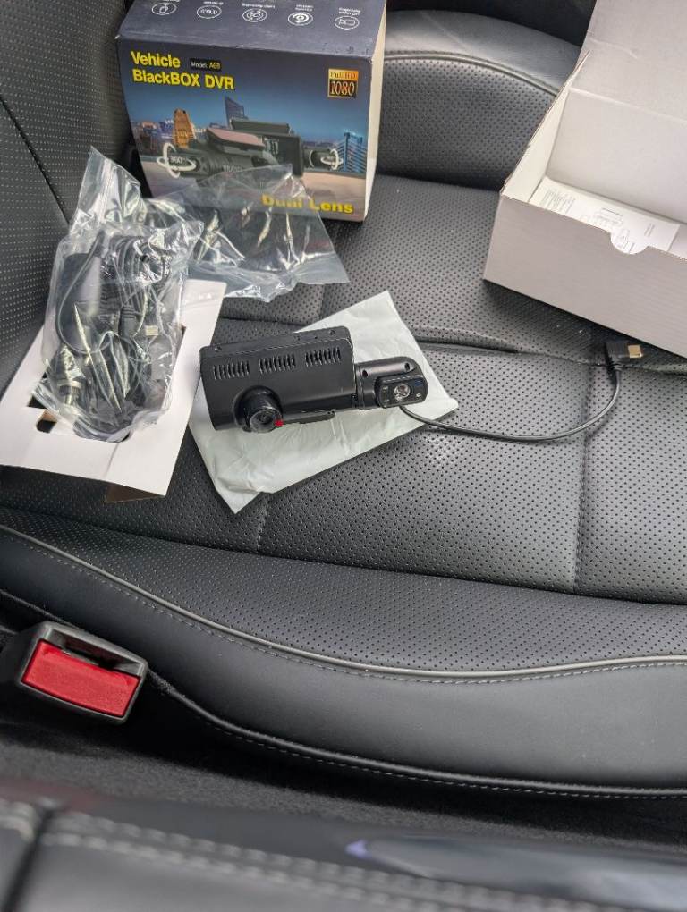 Car dash cam 