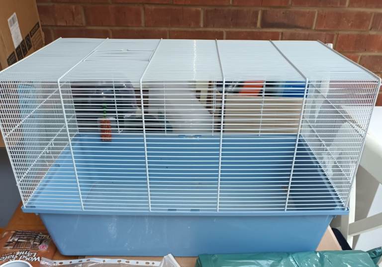 Hamster cage