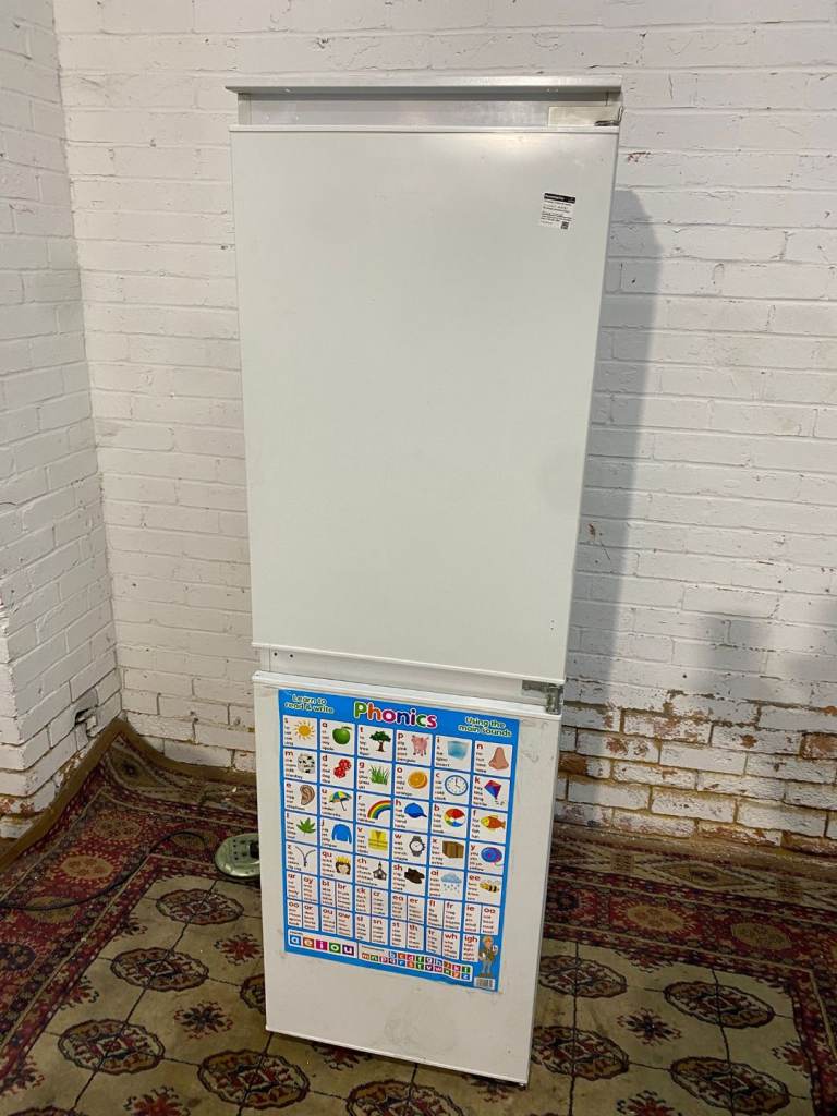 FREE DELIVERY Candy White Frost Free Fridge Freezer