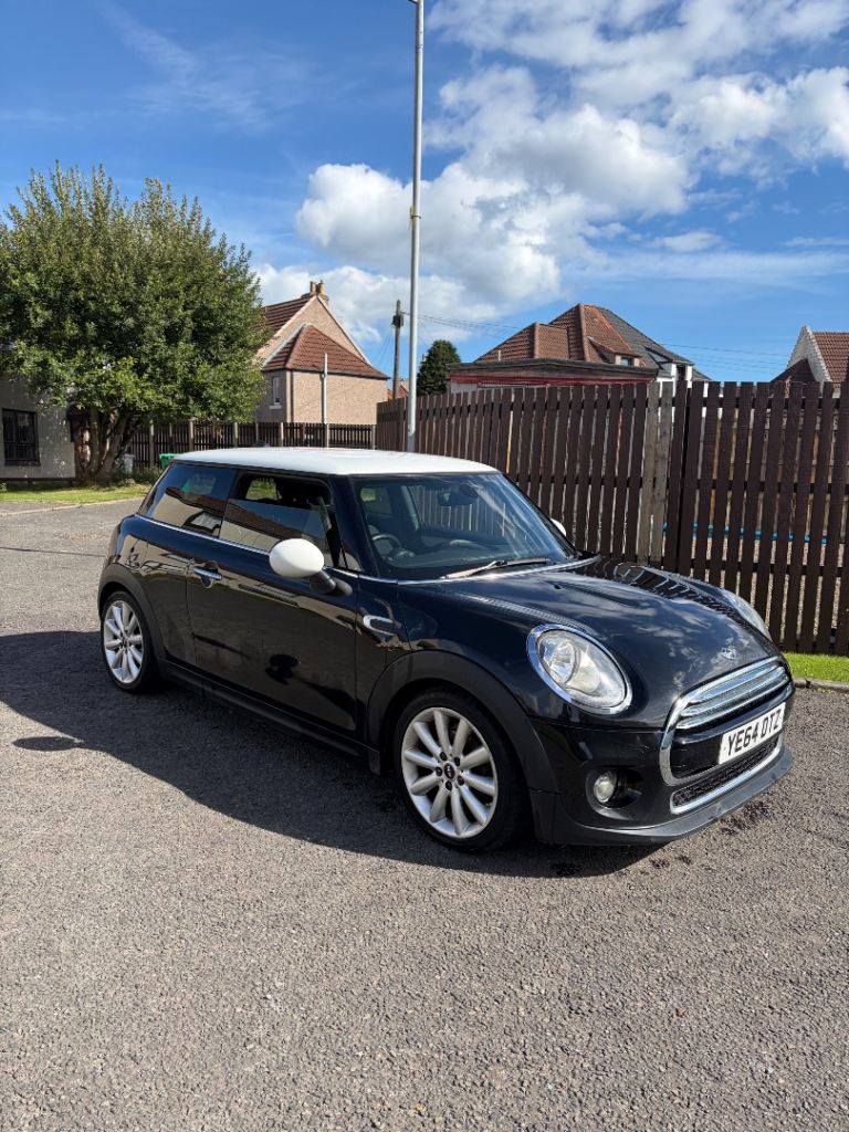 Mini Cooper D 1.5. 