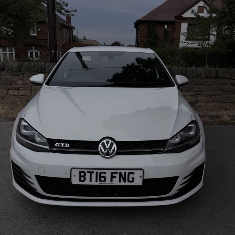 Volkswagen, GOLF, Hatchback, 2016, Semi-Auto, 1968 (cc), 5 doors