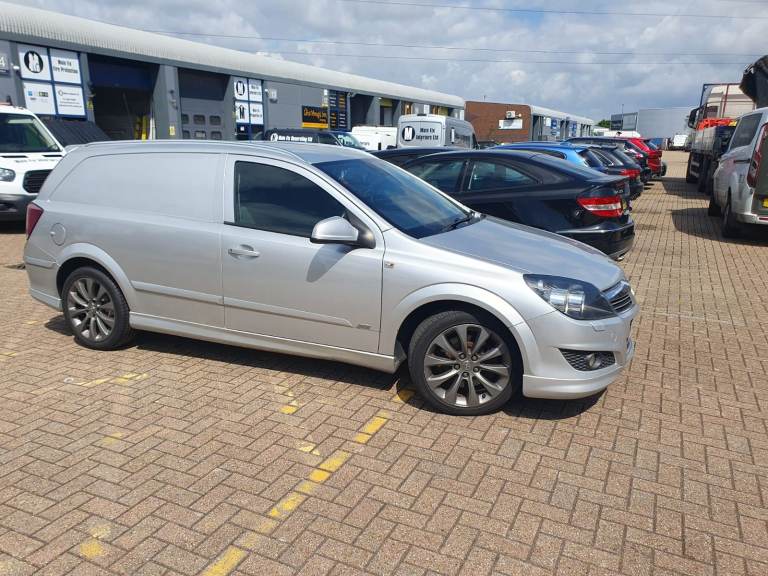 Vauxhall, ASTRAVAN, Car Derived Van, 2012, Manual, 1686 (cc)