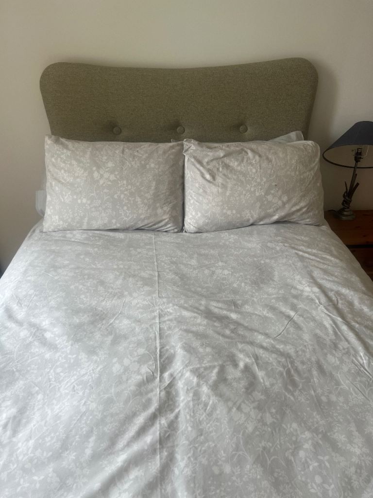 Double bed frame with headboard